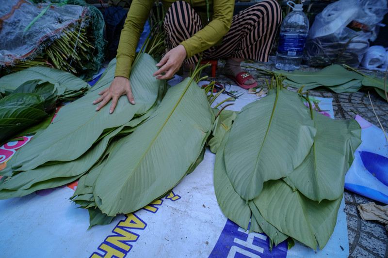 Chợ lá dong ở Đà Nẵng ế ẩm ngày giáp Tết