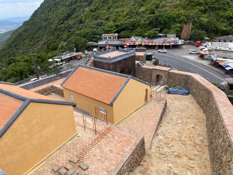 Dự án bảo tồn tu bổ, phục hồi và phát huy giá trị di tích Hải Vân quan khi đưa vào vận hành, khai thác sẽ góp phần phát triển kinh tế xã hội của Thừa Thiên - Huế và Đà Nẵng. Ảnh: H.Vinh Hải Vân quan ‘lột xác’ sau gần 2 năm trùng tu