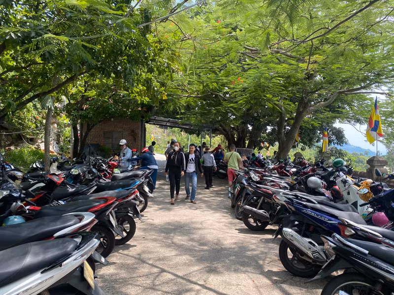 Du khách nườm nượp đến điểm du lịch nổi tiếng ở Đà Nẵng dịp lễ Quốc khánh 2/9