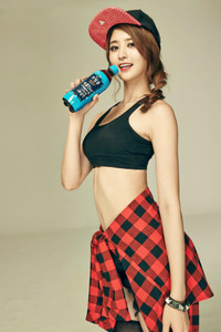 Những vòng eo tuyệt mỹ của kiều nữ Hàn ảnh 9