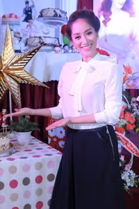 Khánh Thi tiết lộ đang mang bầu con trai - 2