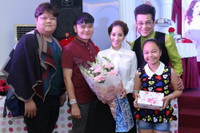 Khánh Thi tiết lộ đang mang bầu con trai - 15