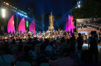 Hà Nội rực rỡ đèn đêm đón ngày Giải phóng Thủ đô - Ảnh 2