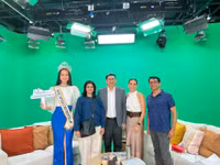 Hoa Hậu Bảo Ngọc ‘bắn’ tiếng Anh cực đỉnh, xuất hiện trên kênh CNN 