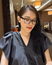 'Nàng dâu hào môn' Linh Rin đã sinh con đầu lòng?