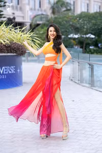 Loạt ảnh thiêu đốt mọi ánh nhìn của tân Miss Universe Vietnam 2023 
