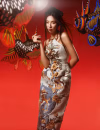 Ngắm ảnh Trung thu tuyệt đẹp của Hoa hậu Thùy Tiên 