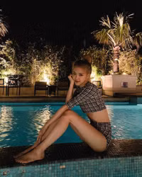 Fan 'nín thở' trước loạt ảnh bikini cực 'cháy' của BLACKPINK