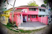 Những ngôi nhà màu hồng đẹp như trong cổ tích