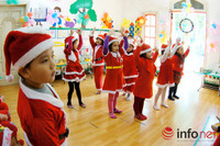 Ngộ nghĩnh những “ông bà già Noel nhí” đón Giáng sinh ảnh 8