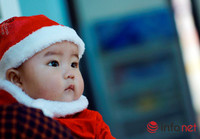 Ngộ nghĩnh những “ông bà già Noel nhí” đón Giáng sinh ảnh 7