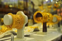 Nghề “quét cát tìm vàng” trên đường phố ảnh 9