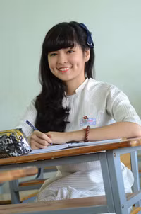 Hot girl phố núi 9X bất ngờ nổi tiếng vì ảnh cũ trên mạng - Ảnh 1