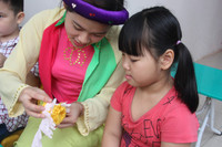 Trẻ mầm non phấn khích với nghề truyền thống ảnh 8