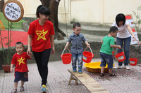 Trẻ mầm non phấn khích với nghề truyền thống ảnh 9