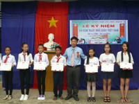 Cà Mau: Tưng bừng kỷ niệm 35 năm ngày Nhà giáo Việt Nam ảnh 2