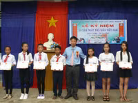 Cà Mau: Tưng bừng kỷ niệm 35 năm ngày Nhà giáo Việt Nam ảnh 2