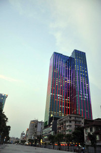 “Bua tiec” sac mau tai pho di bo hien dai nhat Viet Nam