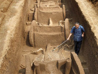 Khám phá lăng mộ ngựa có một không hai ở Trung Quốc ảnh 4