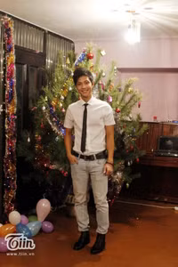 Nam sinh nổi danh cộng đồng người Việt tại Ukraina ảnh 3 Chàng du học sinh điển trai nổi danh với chú Mèo mun