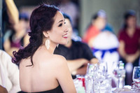 Mai Phương Thúy buông lơi vòng một gợi cảm ảnh 10