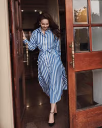 Minh Hằng tự tin diện bikini khoe đường cong không chút mỡ thừa sau sinh