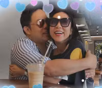 Loạt ảnh tình tứ của vợ cũ 'vua cá Koi' Hà Thanh Xuân và Quang Lê