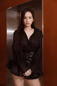 Giảm cân thành công, Hoa hậu Mai Phương Thúy khoe đường cong gợi cảm