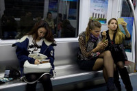 3 cô gái Trung Quốc nhan sắc tàn tạ sau dao kéo ảnh 4