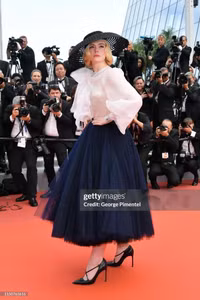 Hoa hậu đẹp nhất thế giới xuất hiện lộng lẫy tại Cannes 2024