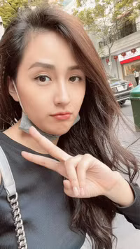 Hoa hậu Mai Phương Thúy tự tin khoe mặt mộc trẻ trung như thiếu nữ 