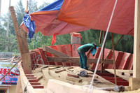 Cận cảnh tàu “67” vỏ gỗ đầu tiên tại miền Trung ảnh 5 Cận cảnh tàu “67” vỏ gỗ đầu tiên tại miền Trung ảnh 5