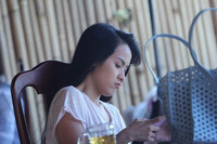 “Ma nữ đẹp nhất Việt Nam” giản dị, đáng yêu khi làm kỹ sư ảnh 5 “Ma nữ đẹp nhất Việt Nam” giản dị, đáng yêu khi làm kỹ sư ảnh 5