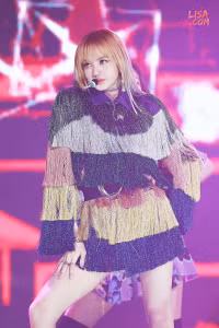 Ít ai ngờ BLACKPINK cũng có loạt trang phục thảm họa 