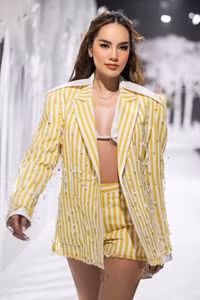 Vẻ đẹp hiện đại của người đẹp 28 tuổi đăng quang Miss Grand Vietnam 2023