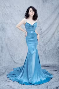 Diễn viên Lê Phương khoe vòng eo con kiến khó tin sau khi giảm 30kg