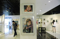 Thieu nu tuyet dep qua nhung net ve tranh mau nuoc 