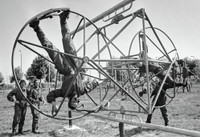 Những bài tập trên không “dựng tóc gáy” của lính nhảy dù Nga ảnh 6