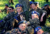 Những bài tập trên không “dựng tóc gáy” của lính nhảy dù Nga ảnh 13