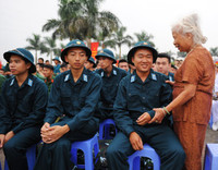 Hàng nghìn thanh niên Hà Nội nhập ngũ quân đội ảnh 7