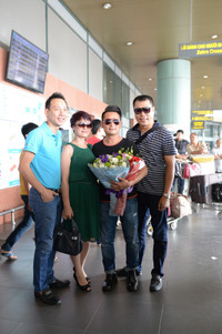 Bằng Kiều được fans Hà Nội chào đón nồng nhiệt ảnh 7