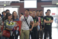 Bằng Kiều được fans Hà Nội chào đón nồng nhiệt ảnh 2