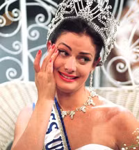 Ngắm nhan sắc những Hoa hậu Hoàn vũ đăng quang ở thế kỷ trước