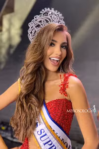 Nhan sắc tựa thiên thần của tân Hoa hậu Siêu quốc gia