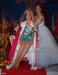 Ngắm nhan sắc những Hoa hậu Hoàn vũ đăng quang ở thế kỷ trước