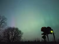 Vũ điệu màu sắc đầy mê hoặc của bắc cực quang ở Nga