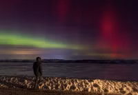 Vũ điệu màu sắc đầy mê hoặc của bắc cực quang ở Nga