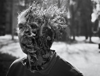 Bộ ảnh độc: Cây mọc ra từ mặt 3