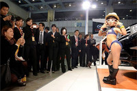 Sự thái quá đáng phẫn nộ khi để trẻ em làm mẫu xe hơi ảnh 11