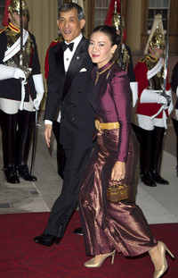 Thái tử Thái Lan sẽ ly lị vương phi? ảnh 2